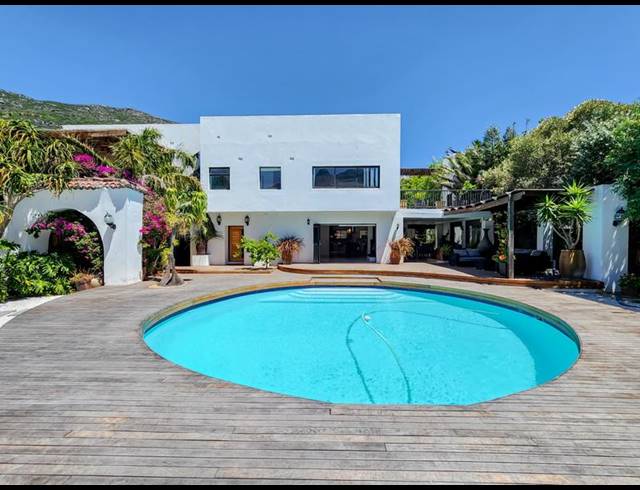 5 BEDROOM HOUSE FOR SALE IN HELGARDA ESTATE